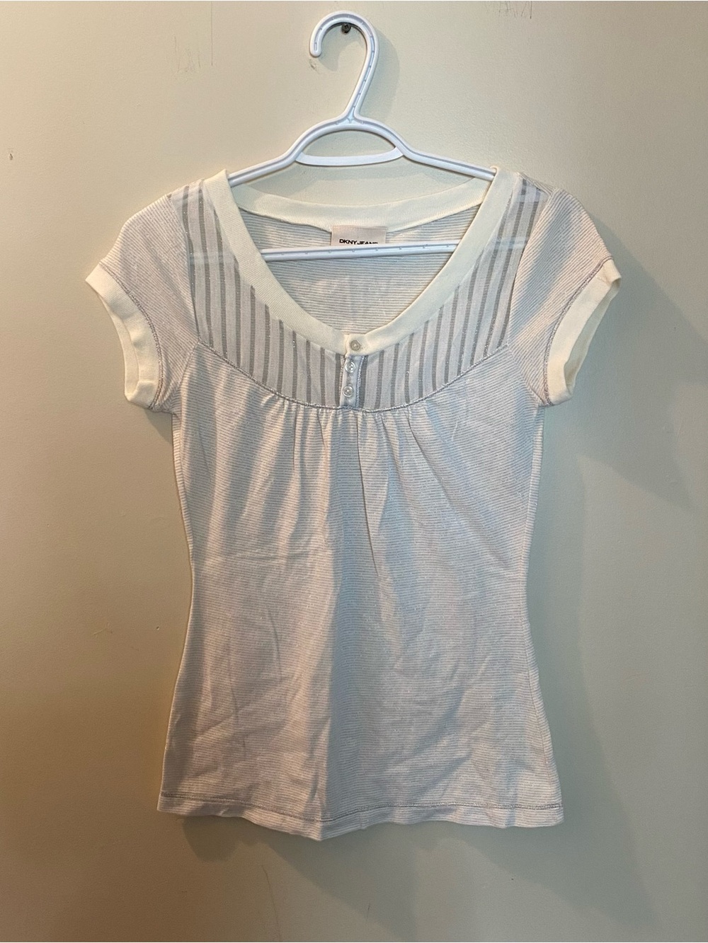 White DNKY 90s top